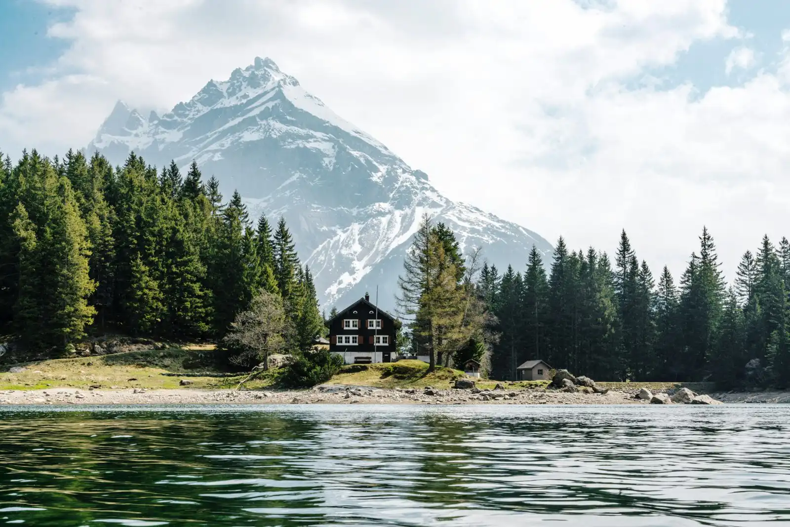 Top Universities to Study In Switzerland