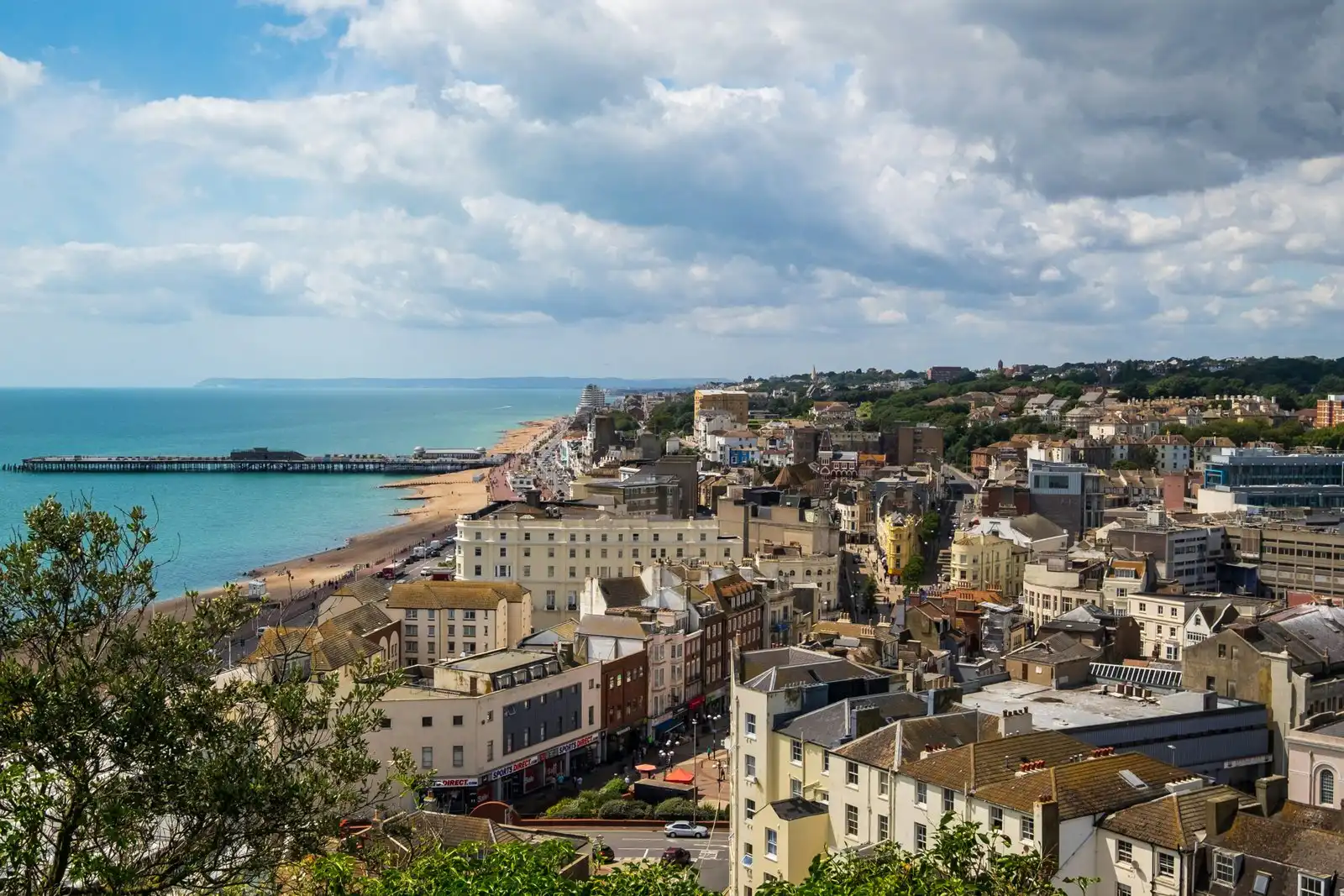 Is the UK Still Worth It To Study Abroad in 2025