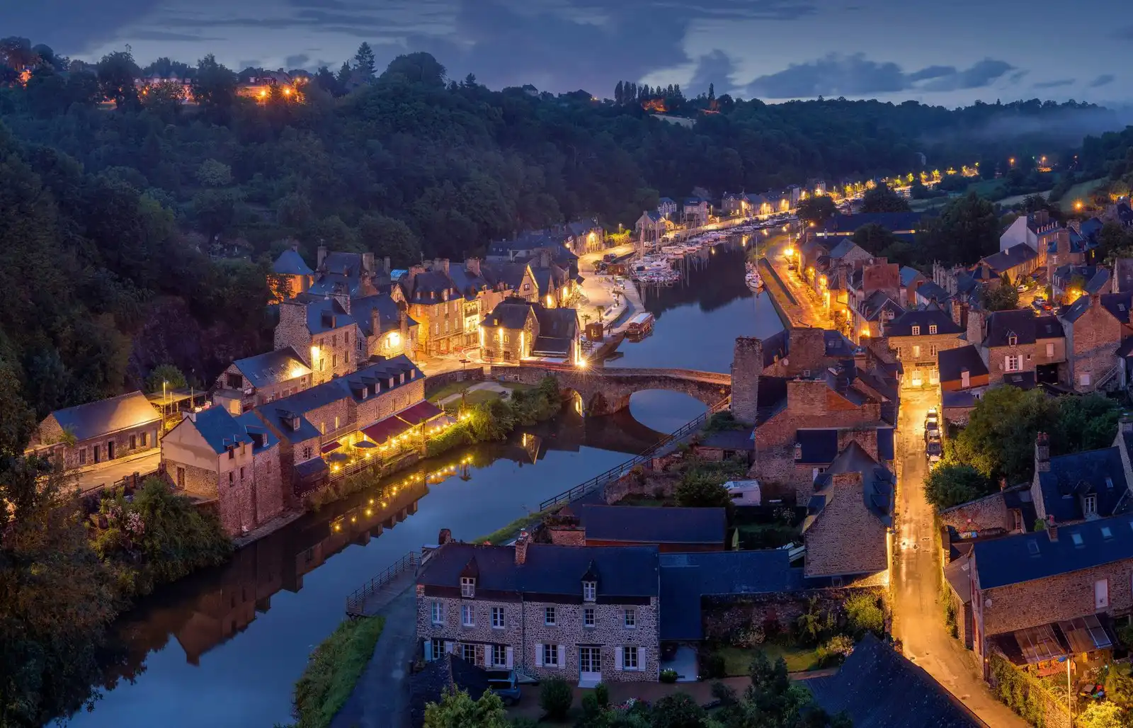 Intakes in France Types, Benefits, Application Timelines & More