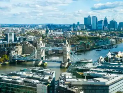 Top 10 Popular Courses to Study in the UK 2026